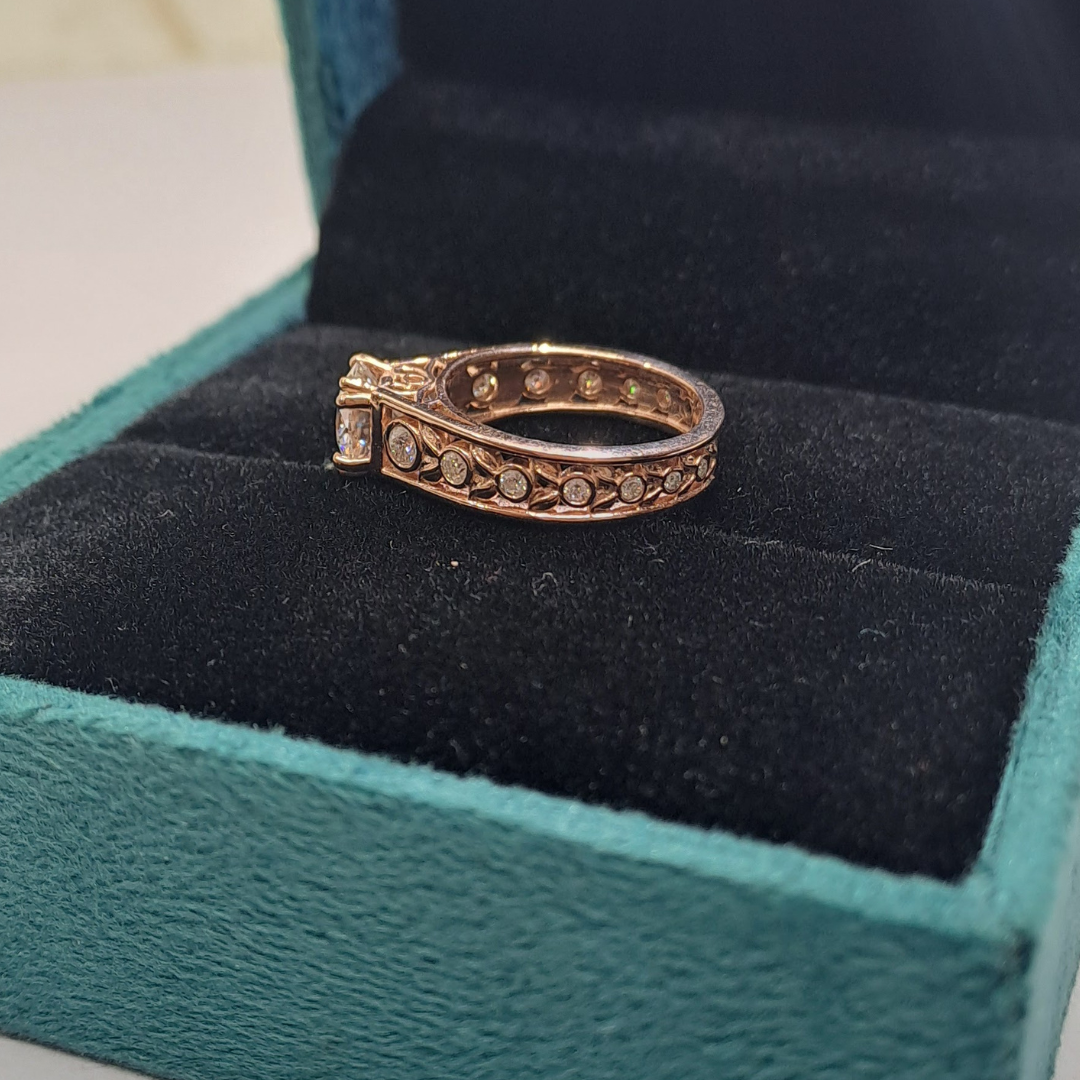 Charuta Ring