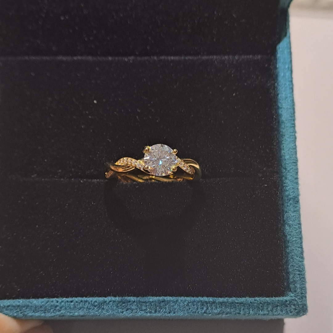 Infinity Loop Solitaire Ring (1.21 CT)