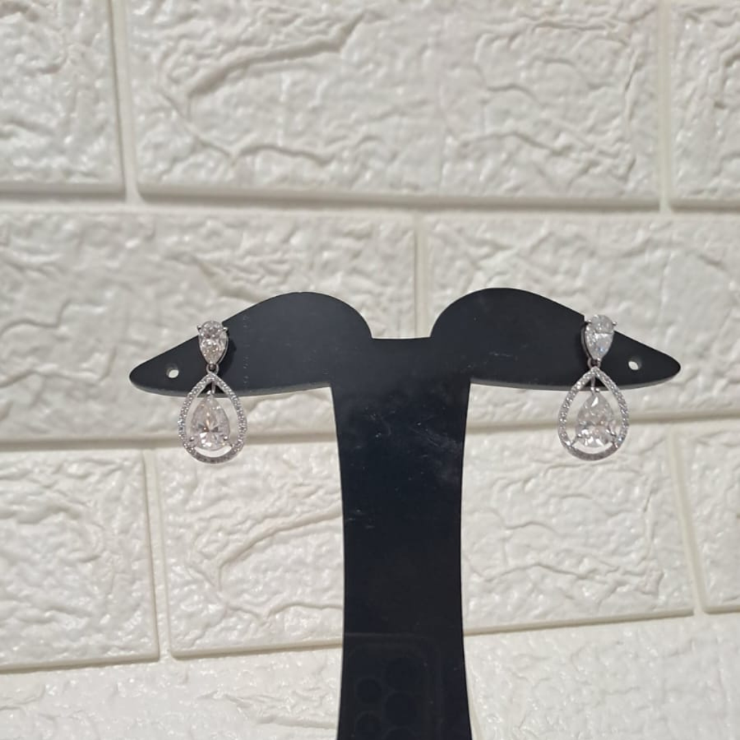 Vetra Pear Drop Earrings