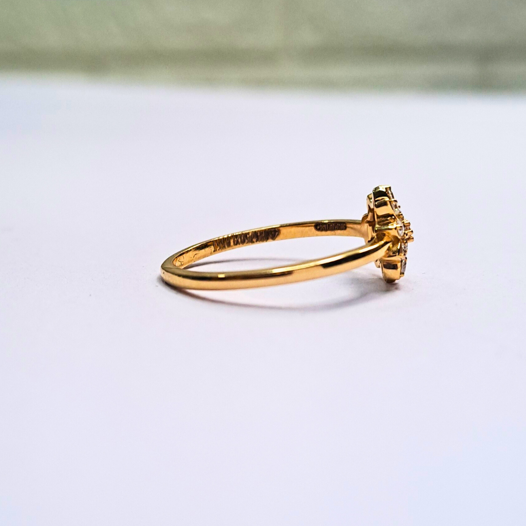 Kaasni Ring (0.16 CT)