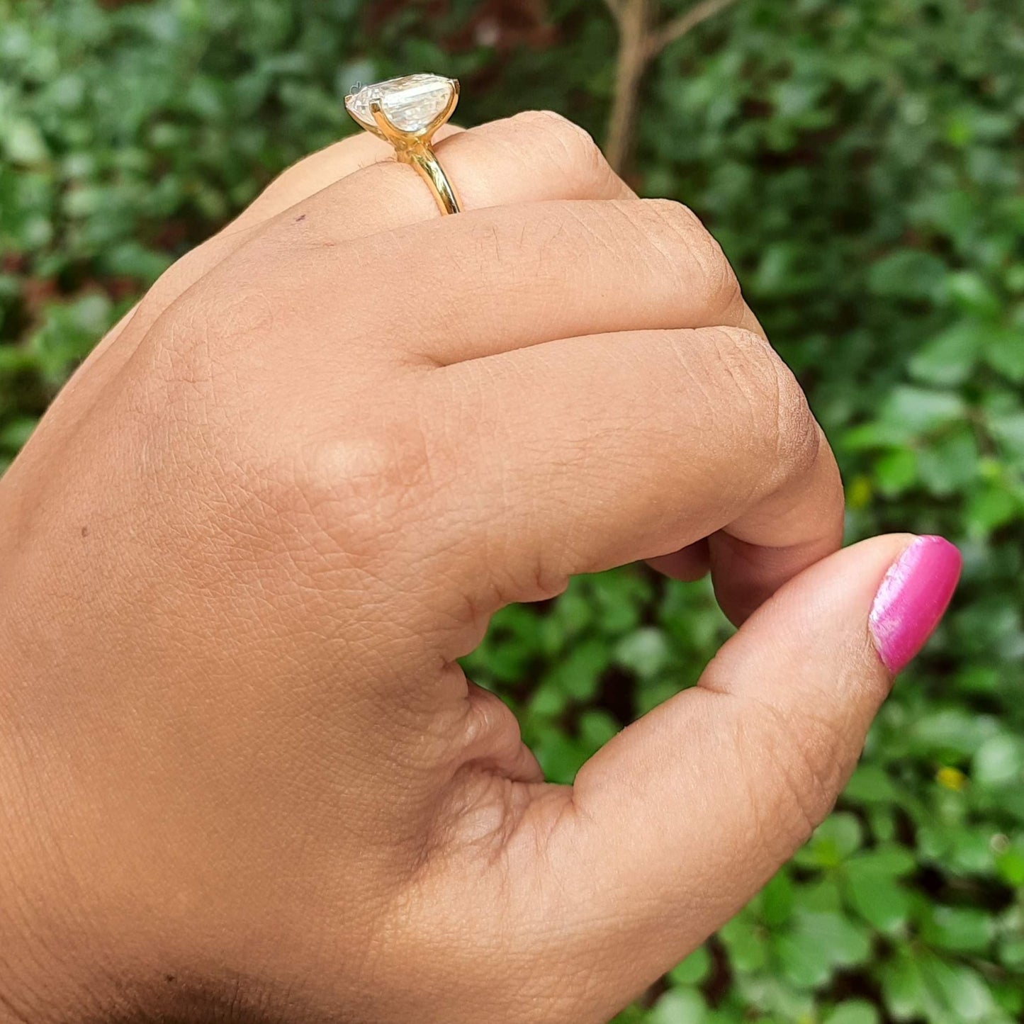 Iris Solitaire Ring (6 CT)