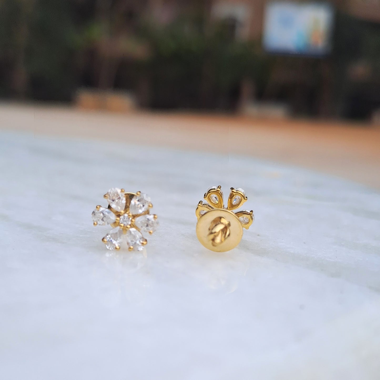 Aadhya Ear Ring Moissanite and Lab Diamond by Vai Ra