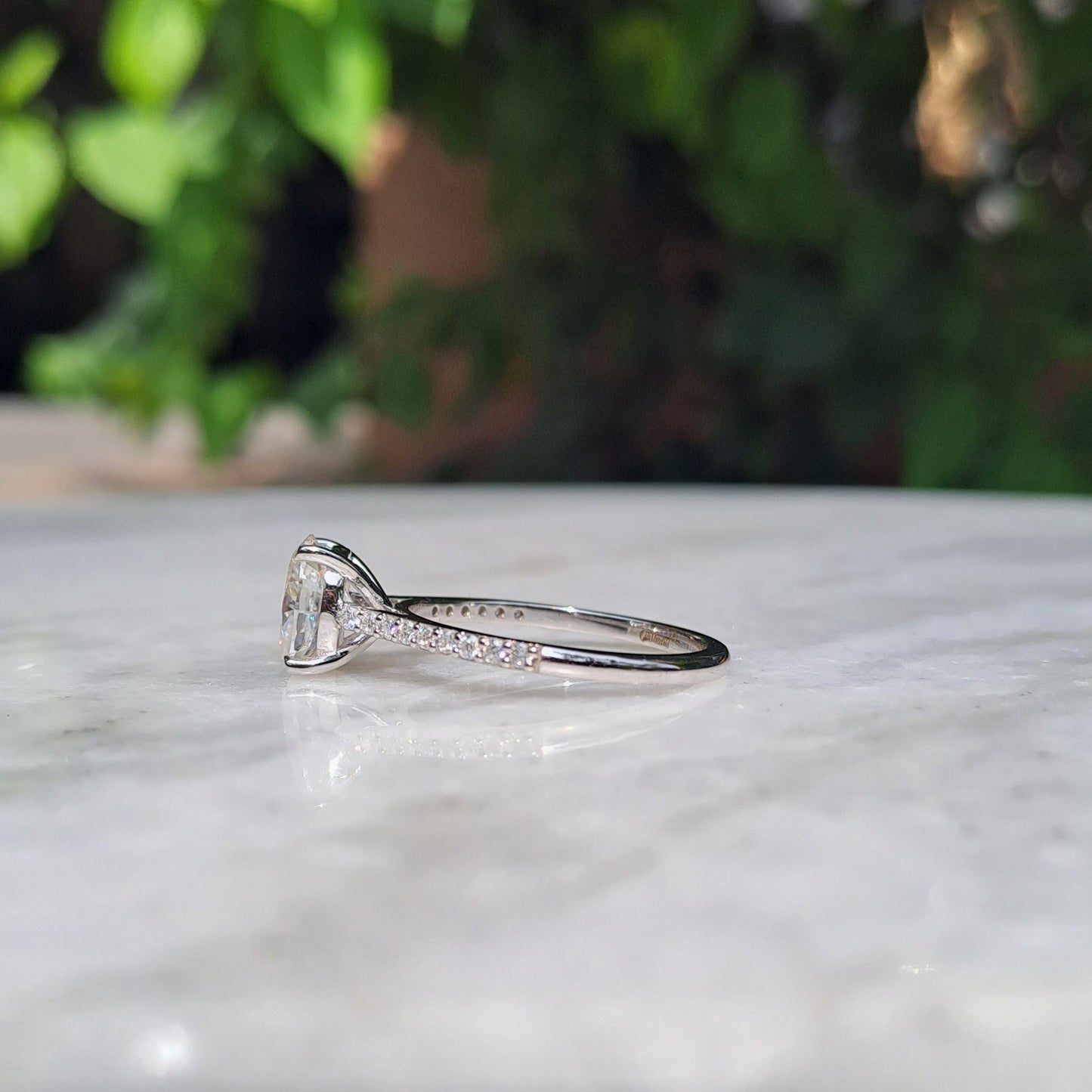 Esla Ring (2.2 CT)