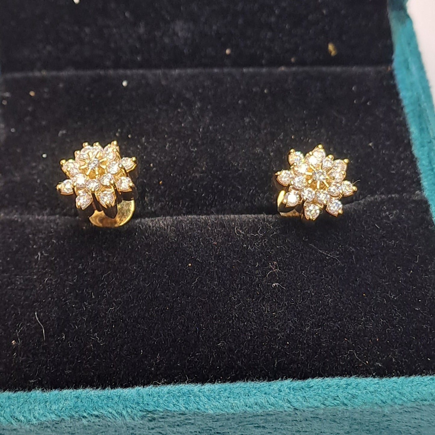 Mogra Moissanite Ear Rings by Vai Ra