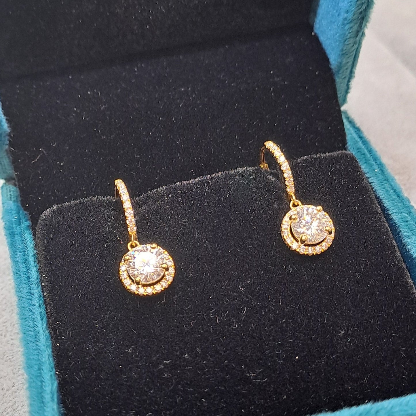 Saanvi Huggies in Moissanite and Gold by Vai Ra