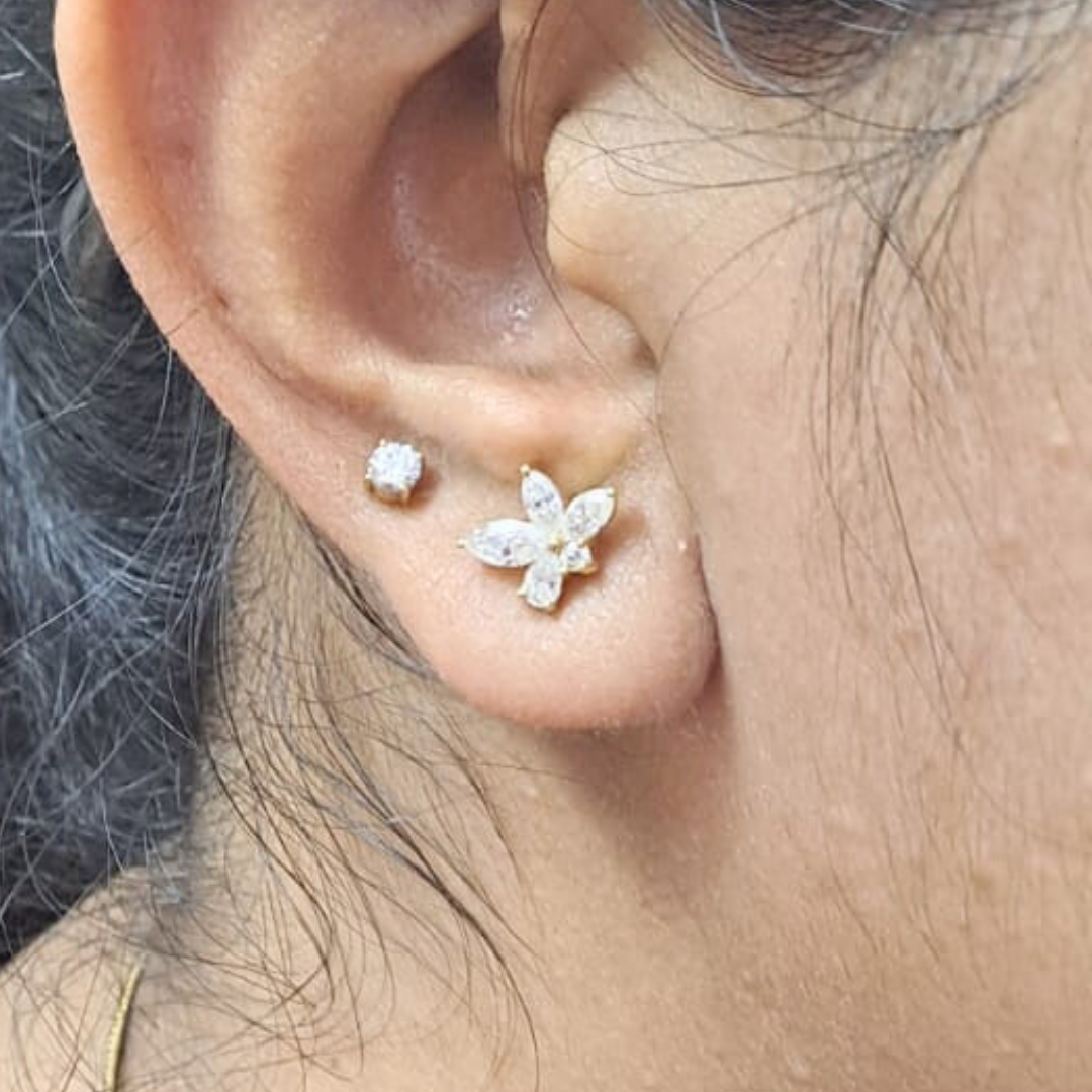 Advika Ear Studs in Moissanite and Lab Diamond by Vai Ra