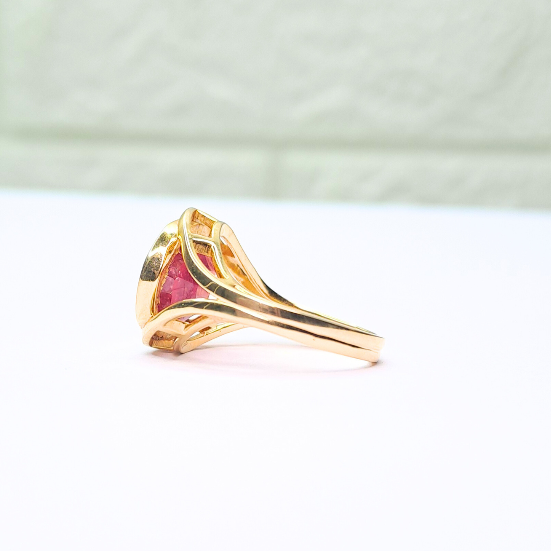 Amara Ring - Ruby