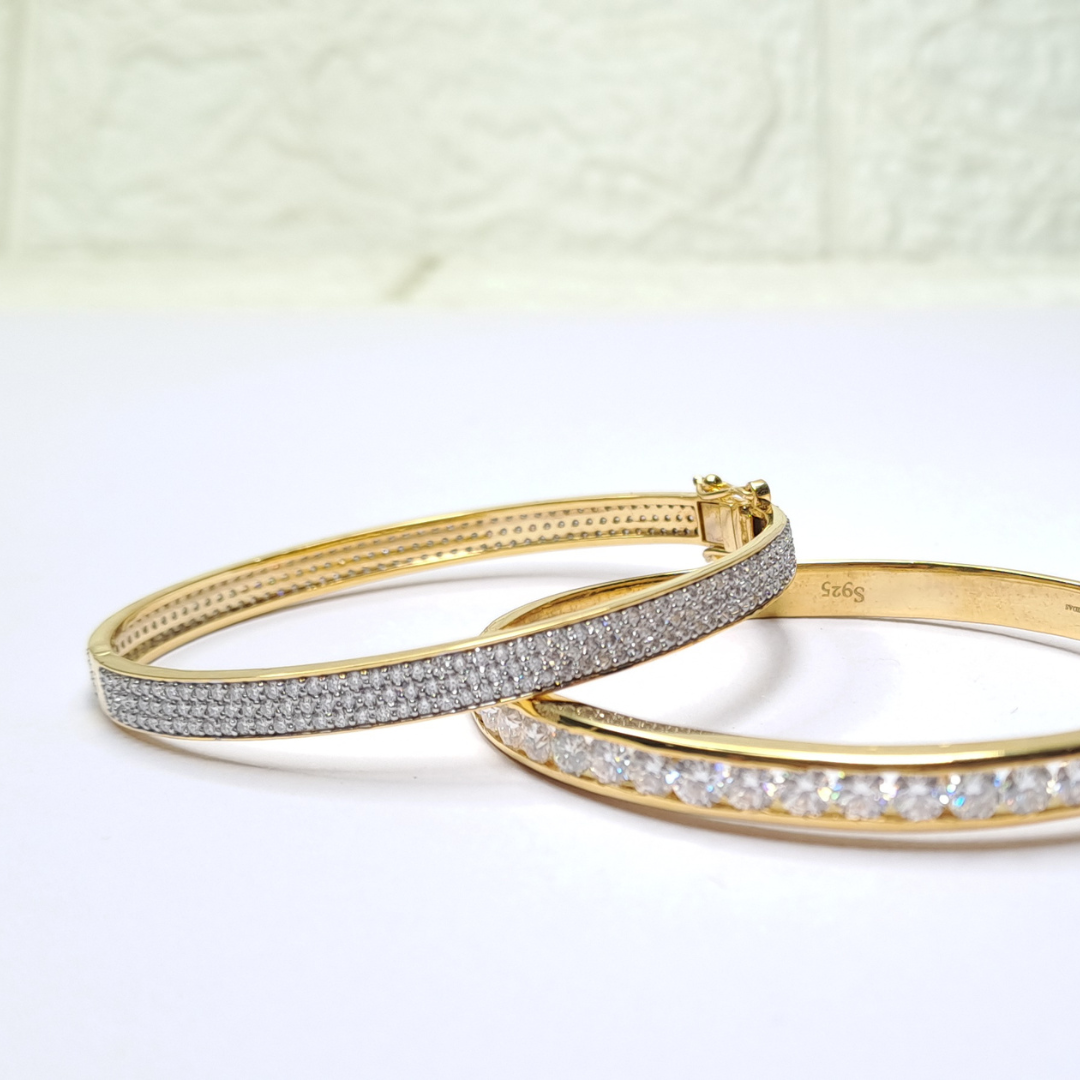 Pave' Bangle (1.85 CT)