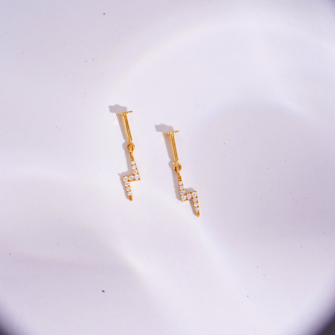 Diamond Bolt Bugadi ihelix piercing in Moissanite and Diamond by Vai Ra