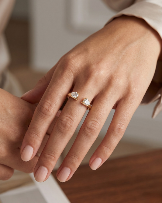 Versa Pear Open Setting Band 1 CT by Vai Ra