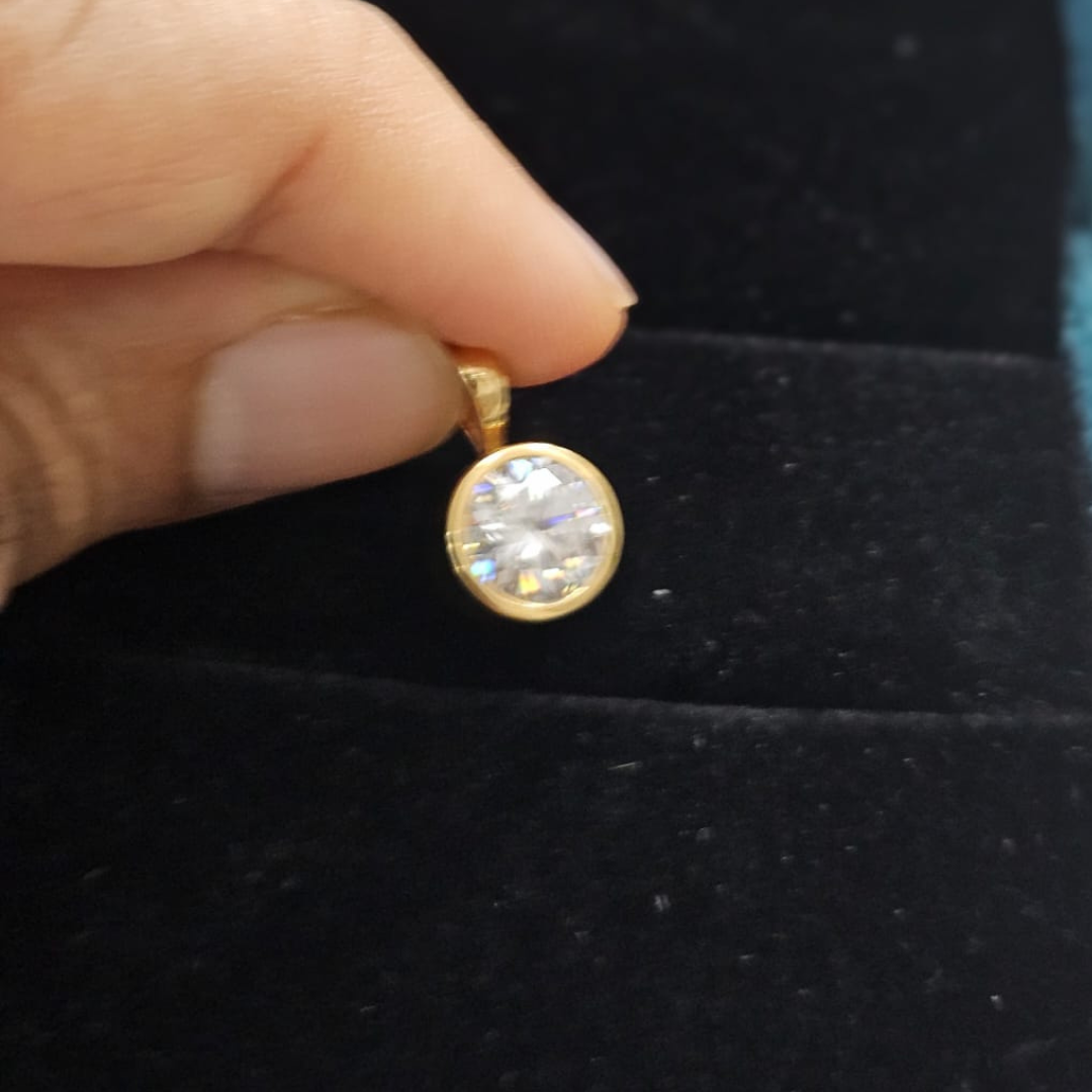 Orbis 2 CT Round Pendant by Vai Ra in Moissanite and Lab Diamond