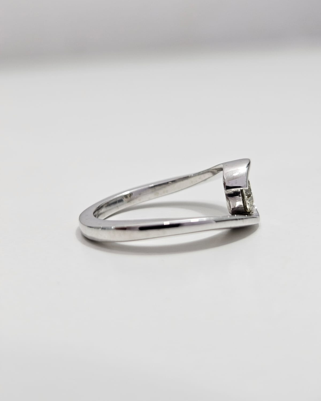 Surya Mani Astrological Ring in Sapphire by Vai Ra