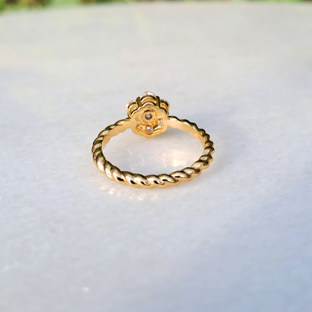 Prisha Ring (0.7 CT)