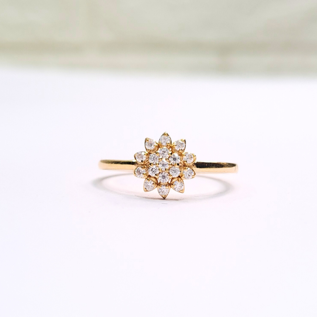 Kaasni Ring (0.16 CT)