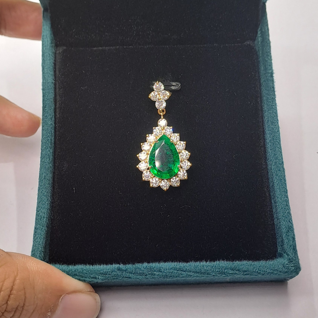Anji Pendant