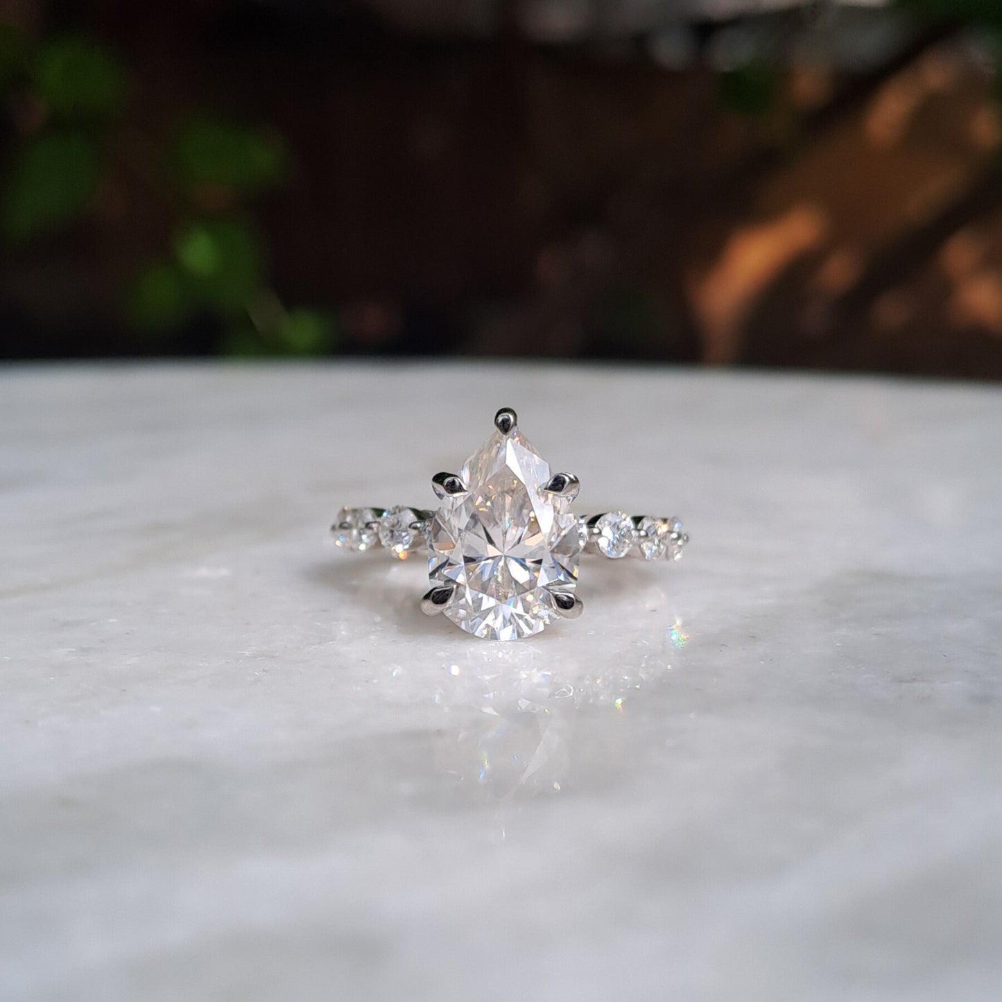 Saloni Pear Ring (5.28 Ct)