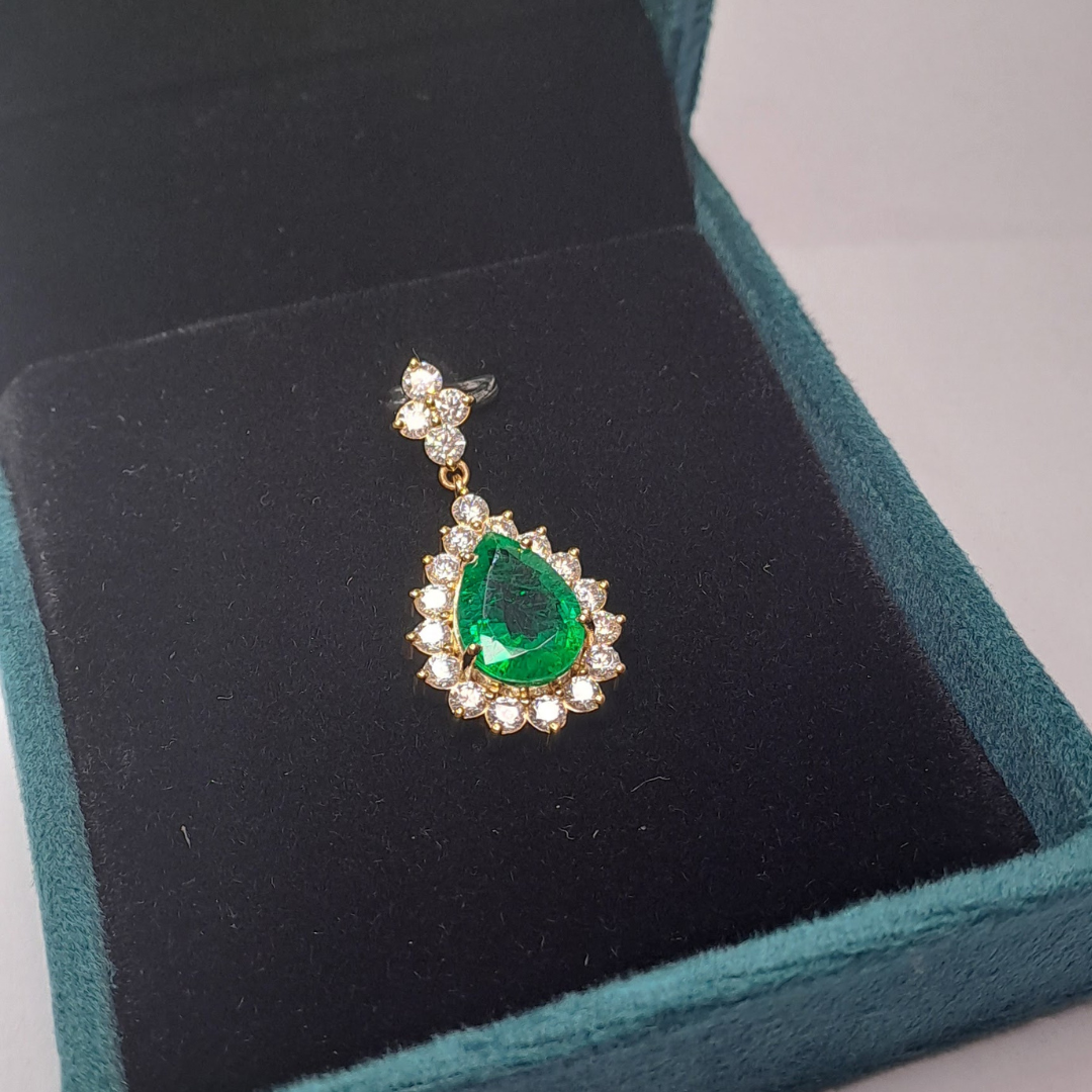 Anji Pendant