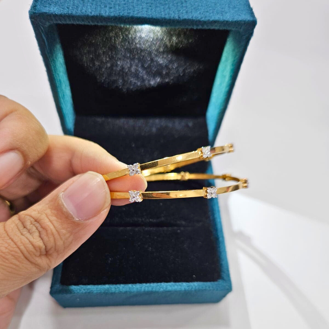 Vaidehi Bangle by Vai Ra in moissanite and Lab diamond