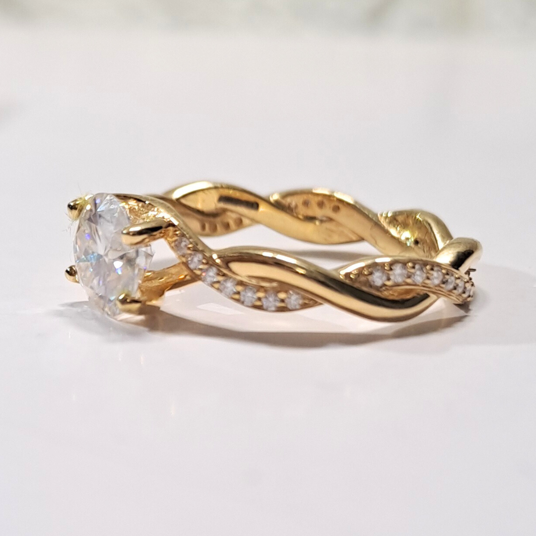 Infinity Loop Solitaire Ring (1.21 CT)