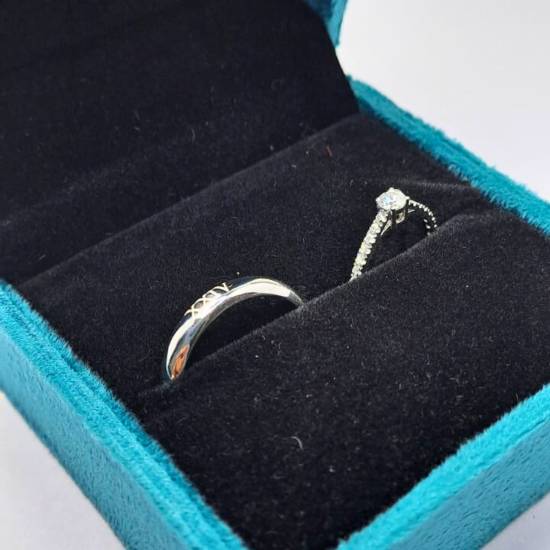 Moyo Couple Ring in Moisannite and Lab diamond by Vai Ra
