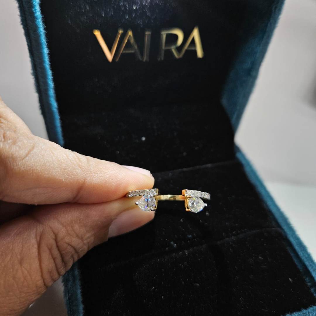 Vero Engagment Band 0.96 CT in Moissanite and Lab Diamond by Vai Ra