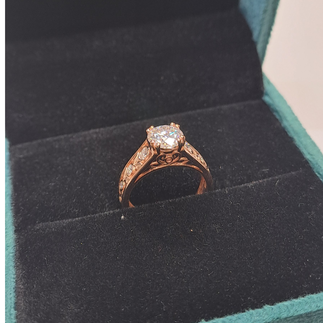 Charuta Ring