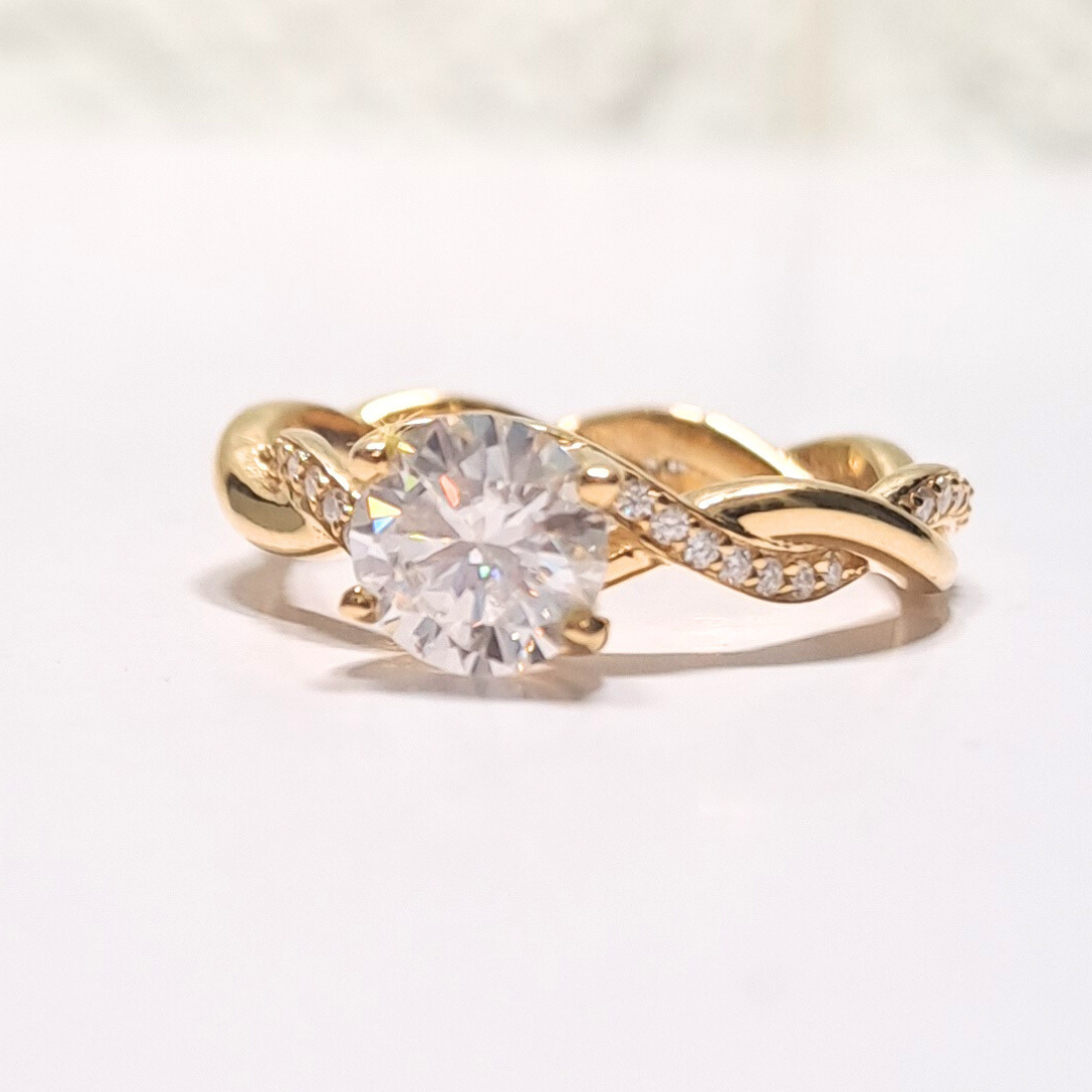 Infinity Loop Solitaire Ring (1.21 CT)