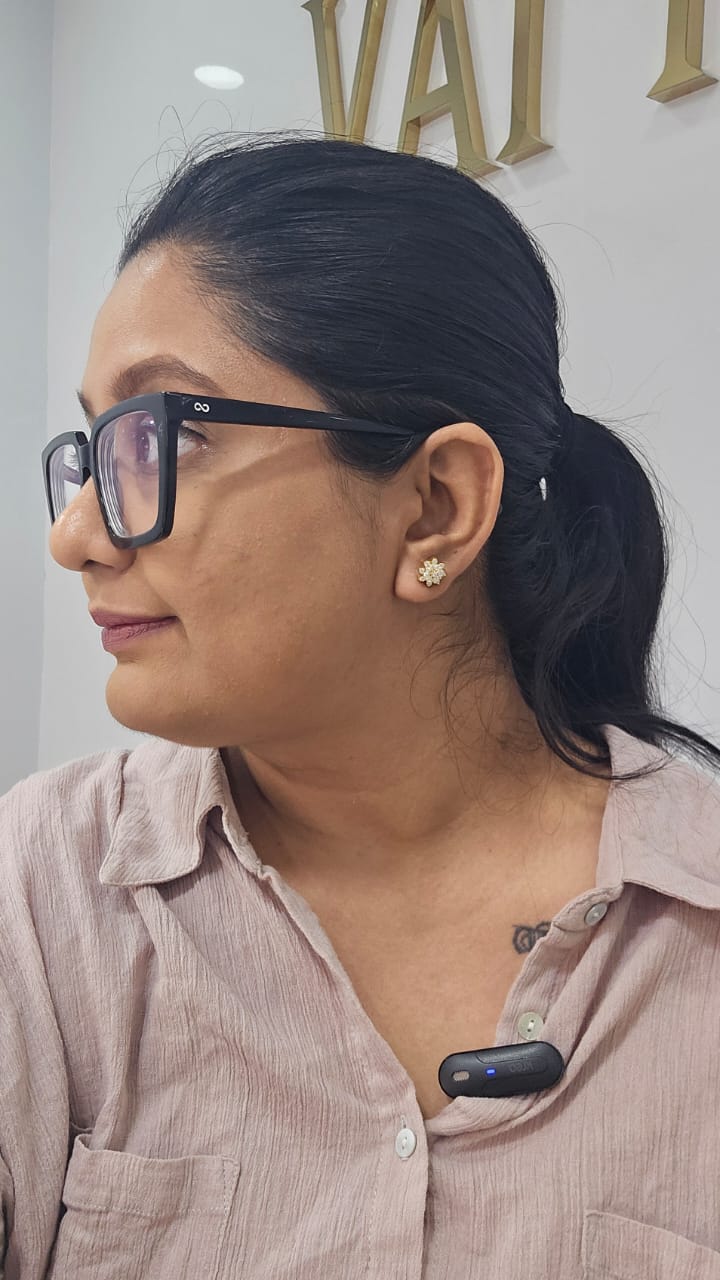 Mogra Moissanite Ear Rings by Vai Ra