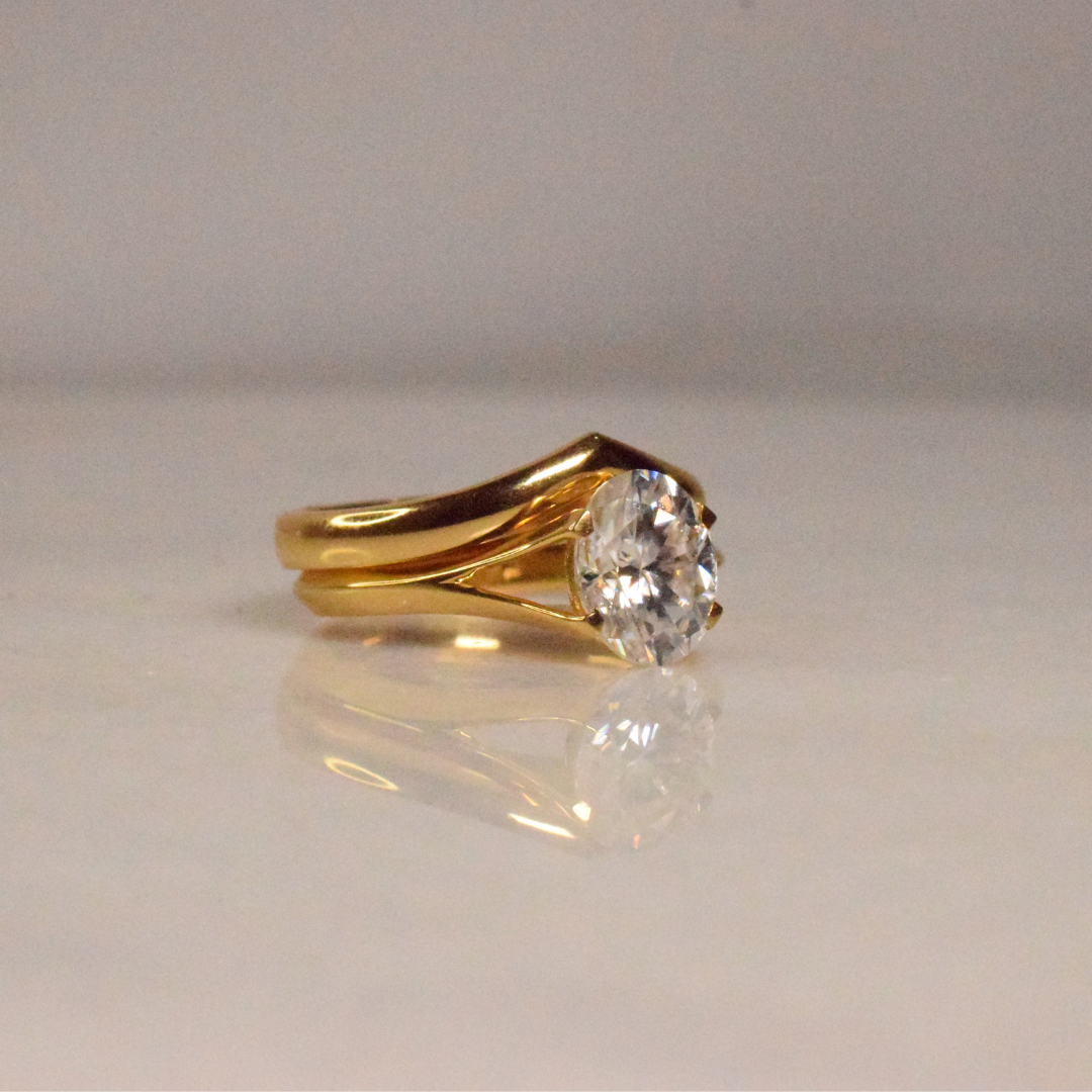The Desire Oval Ring