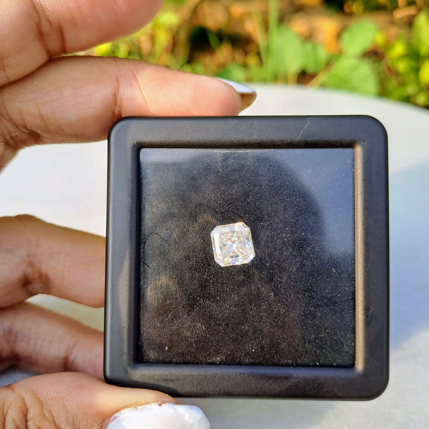sqaure radiant moissanite diamond