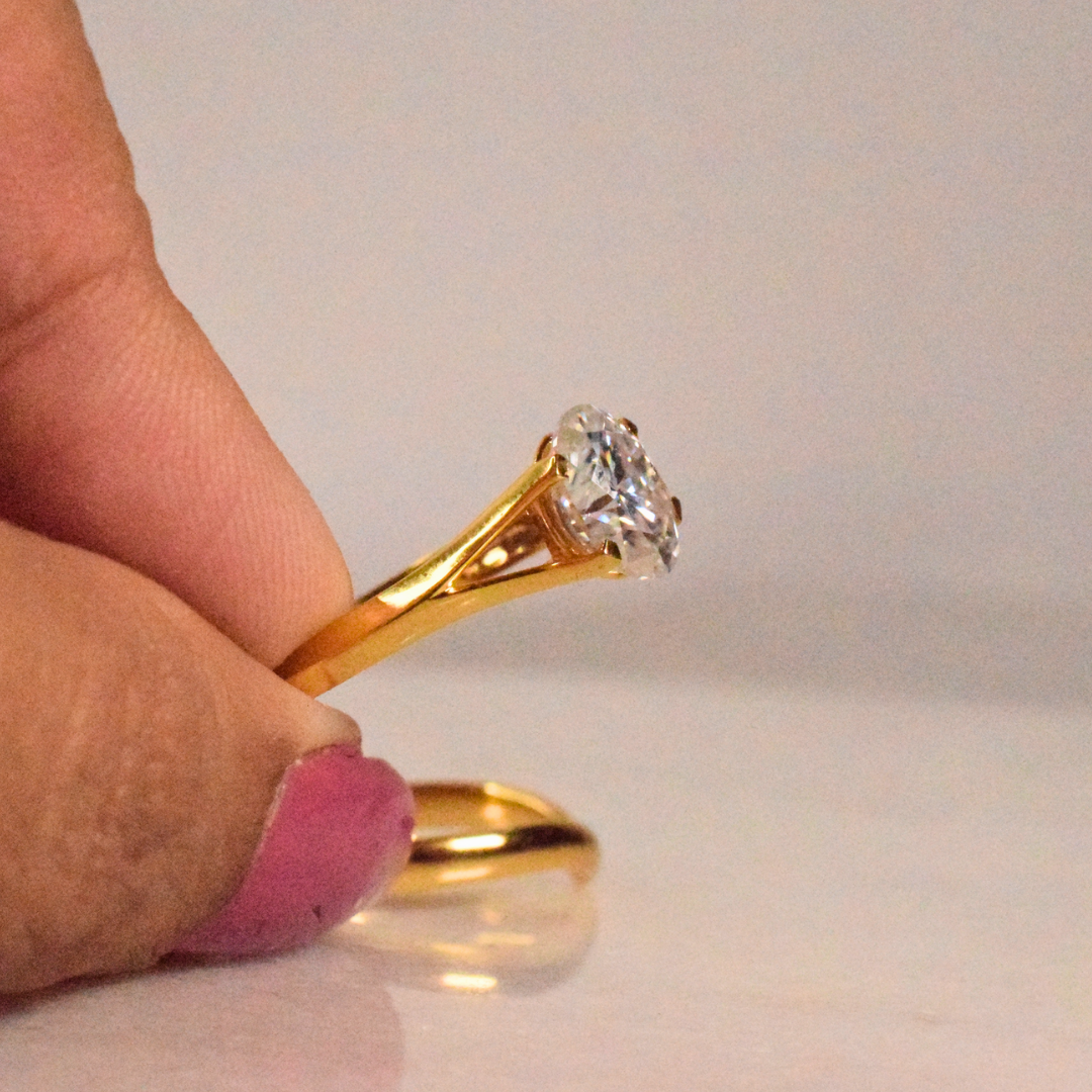 The Desire Oval Ring