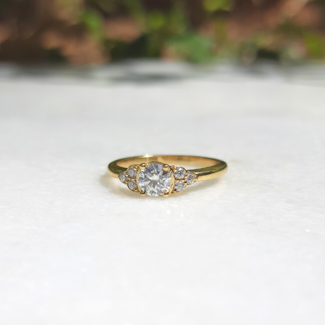 Moissanite diamond Stackable Ring - 0.61 Ct