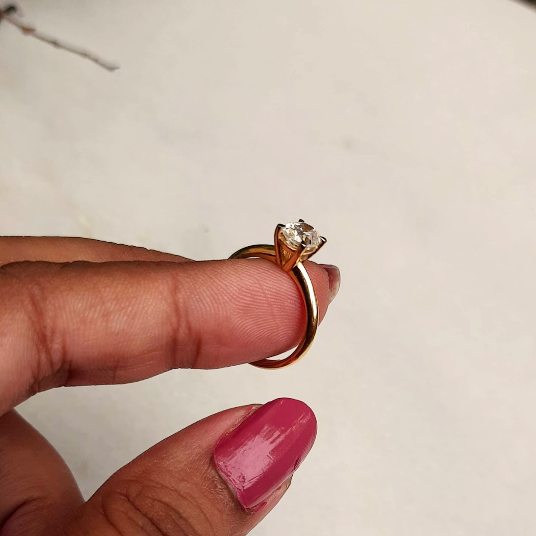 The Sarita Moissanite diamond Ring 1 carat- Vaira