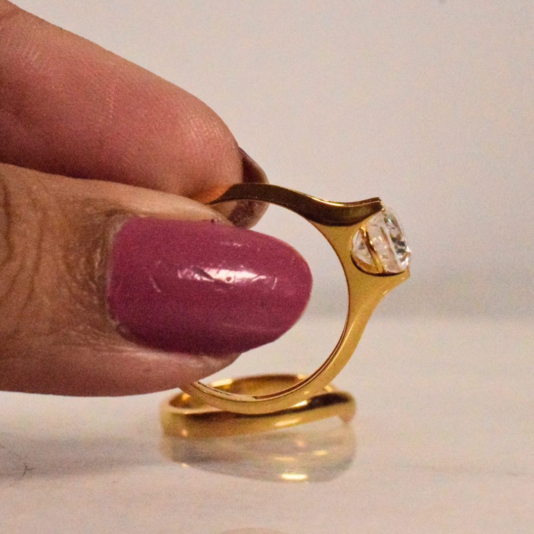 The Desire Oval Ring