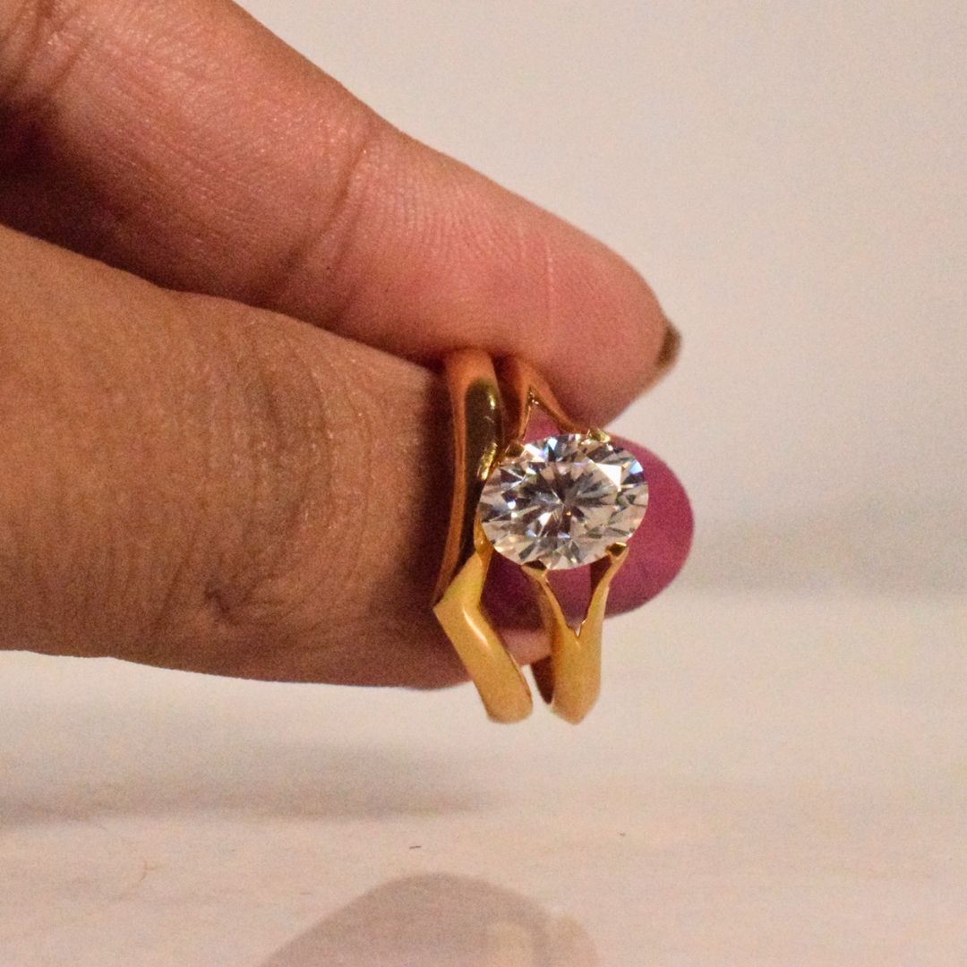 The Desire Oval Ring