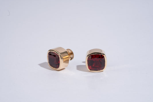 Bold & beautiful: The art of wearing chunky earrings