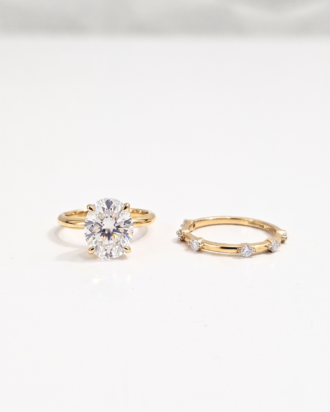Sanjo Oval Ring set by Vai Ra in lab diamond and Moissanite