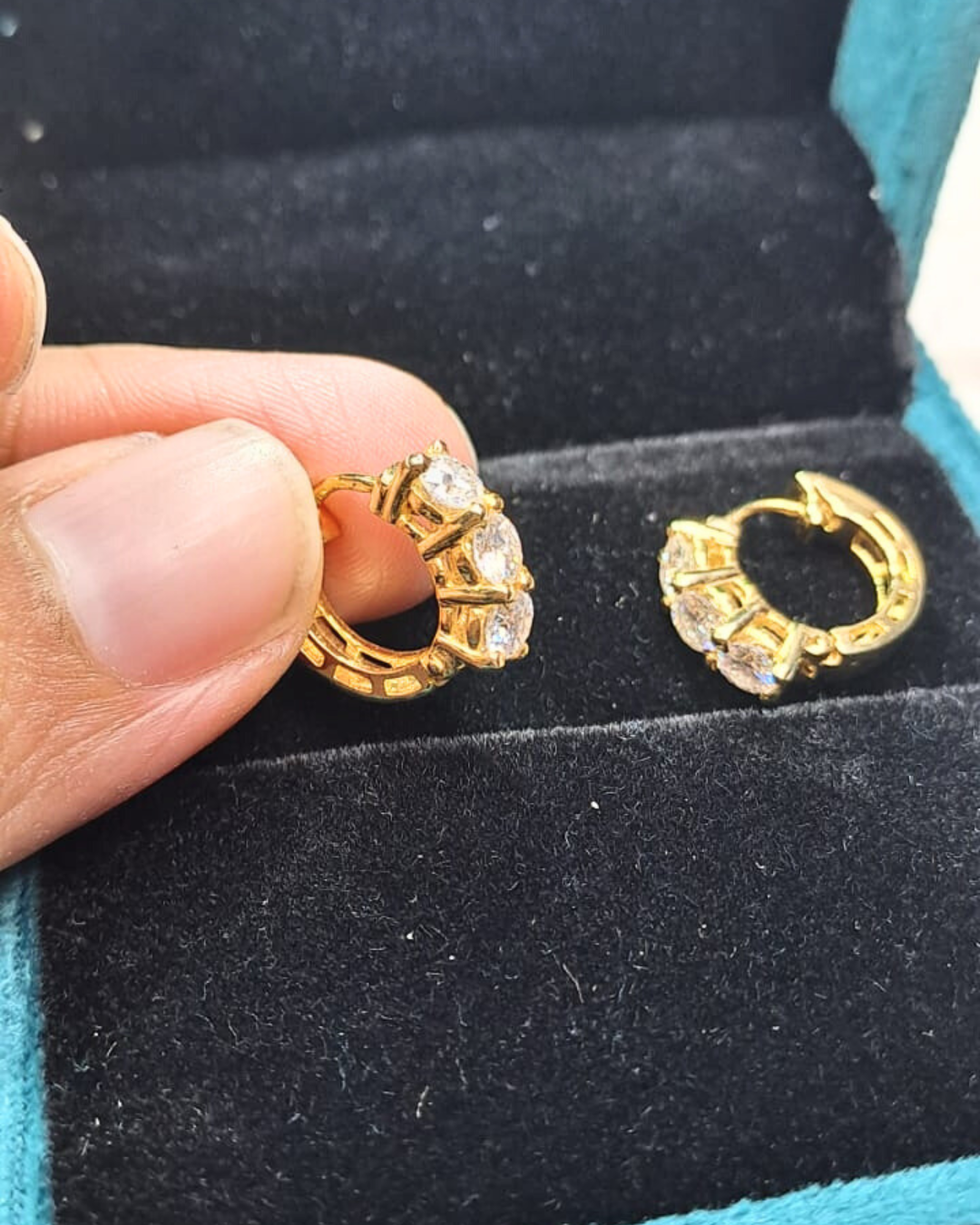Miso Huggies 0.4 CT in Moissanite and Lab Diamond by Vai Ra