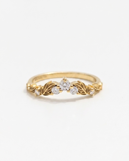 Valli Gold ring with leaf designs and 0.2 CT  small diamonds by Vai Ra