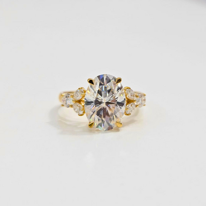Crushed Iced Oval Soitaire Ring 3.89 CT