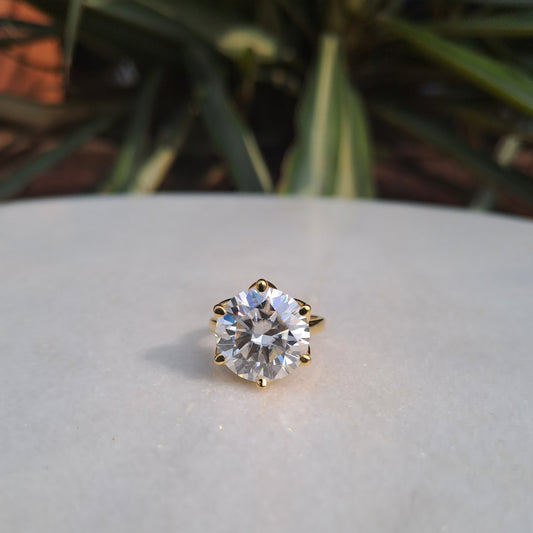 Glorious Tulip Moissanite Ring (8 CT)