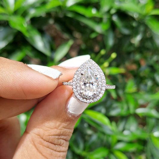 Moissanite Diamond Ring