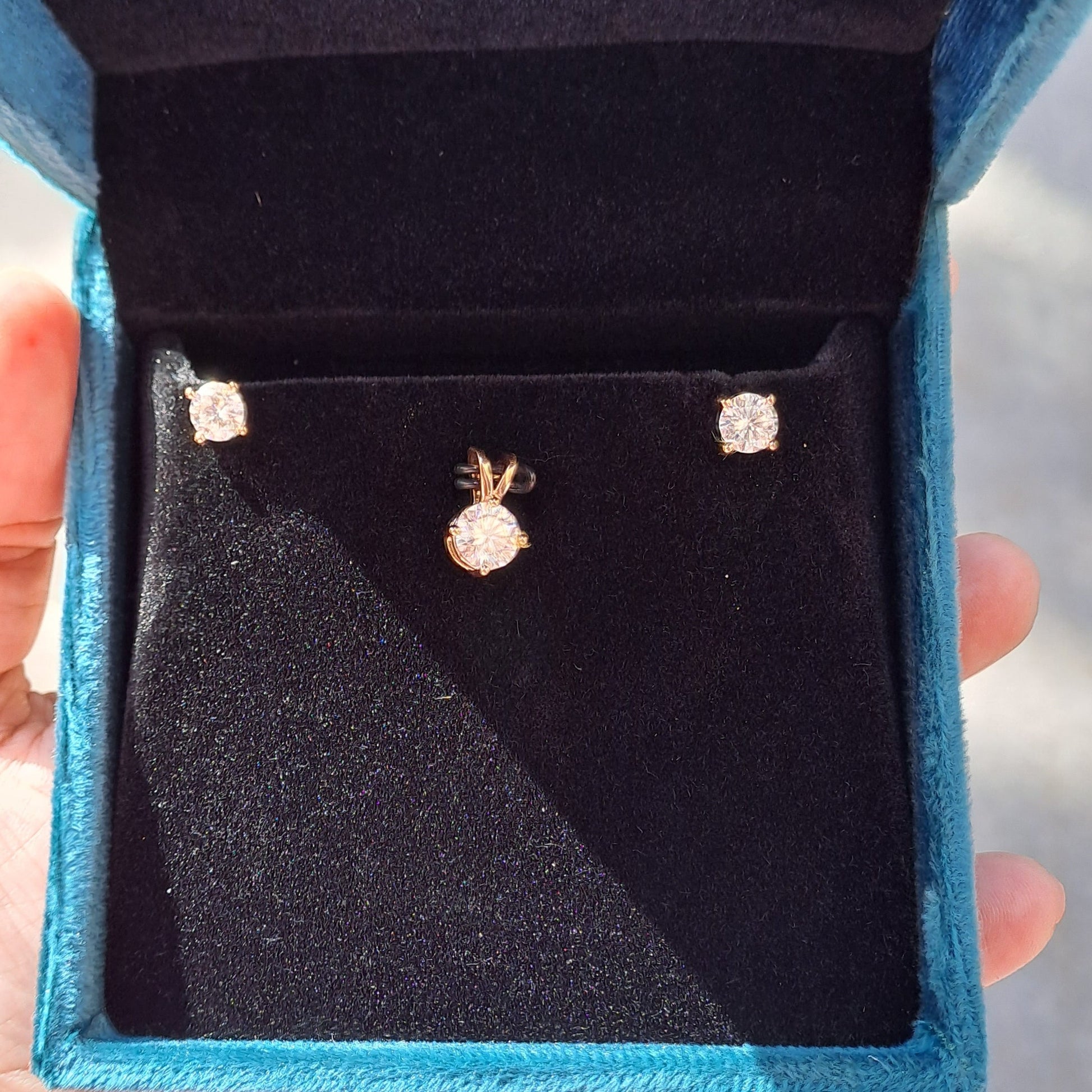 Moissanite Diamond Earring and Pendant Set