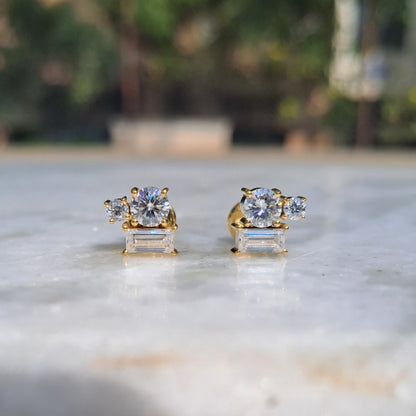 Harshi Earring (1.83 CT)