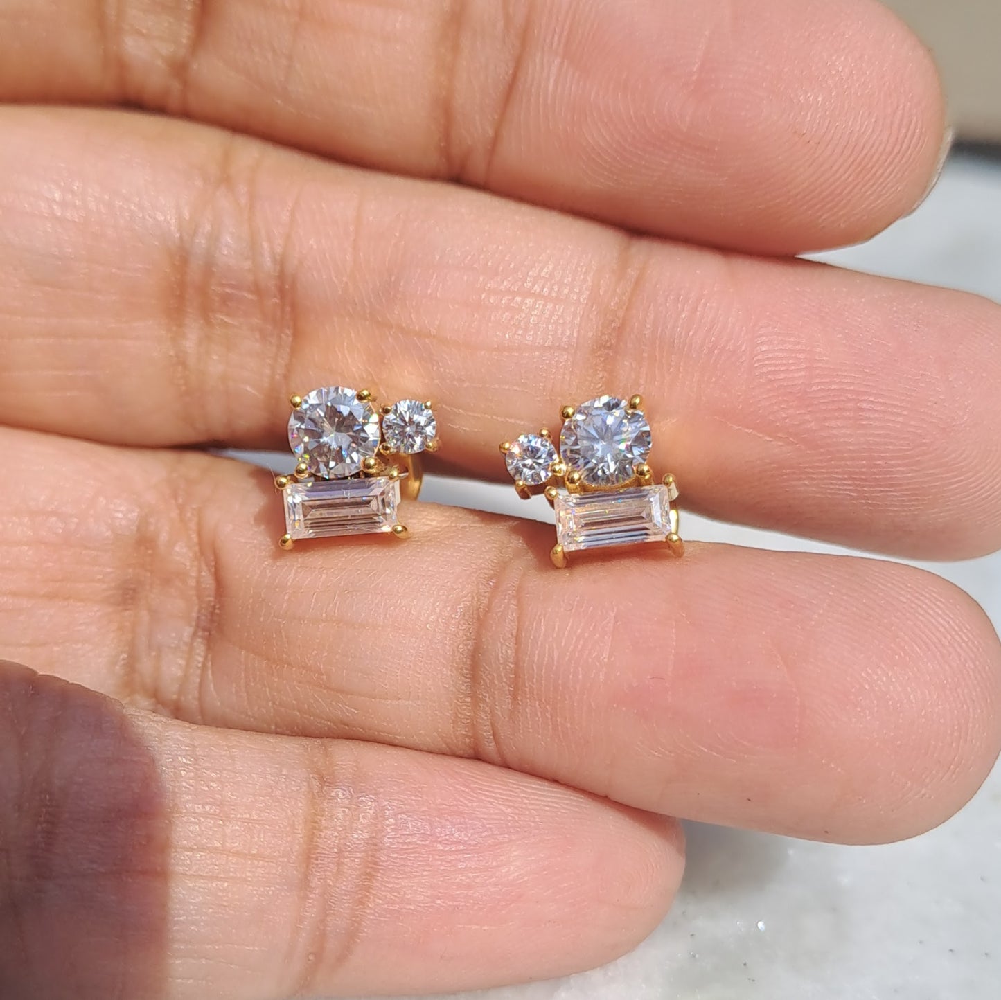 Harshi Earring (1.83 CT)