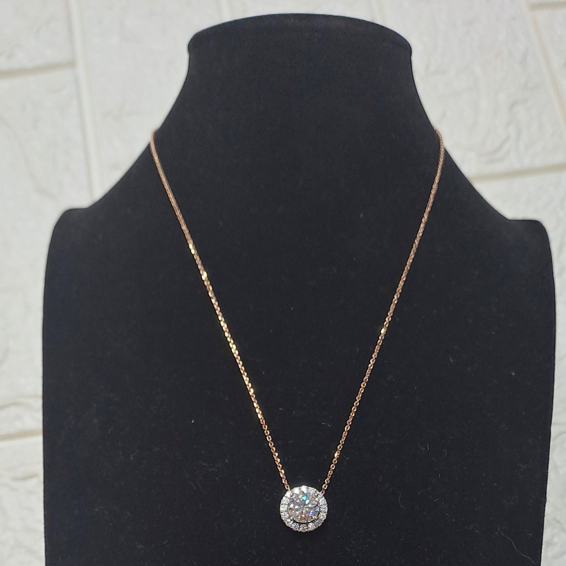 Moissanite Diamond Pendant with chain necklace