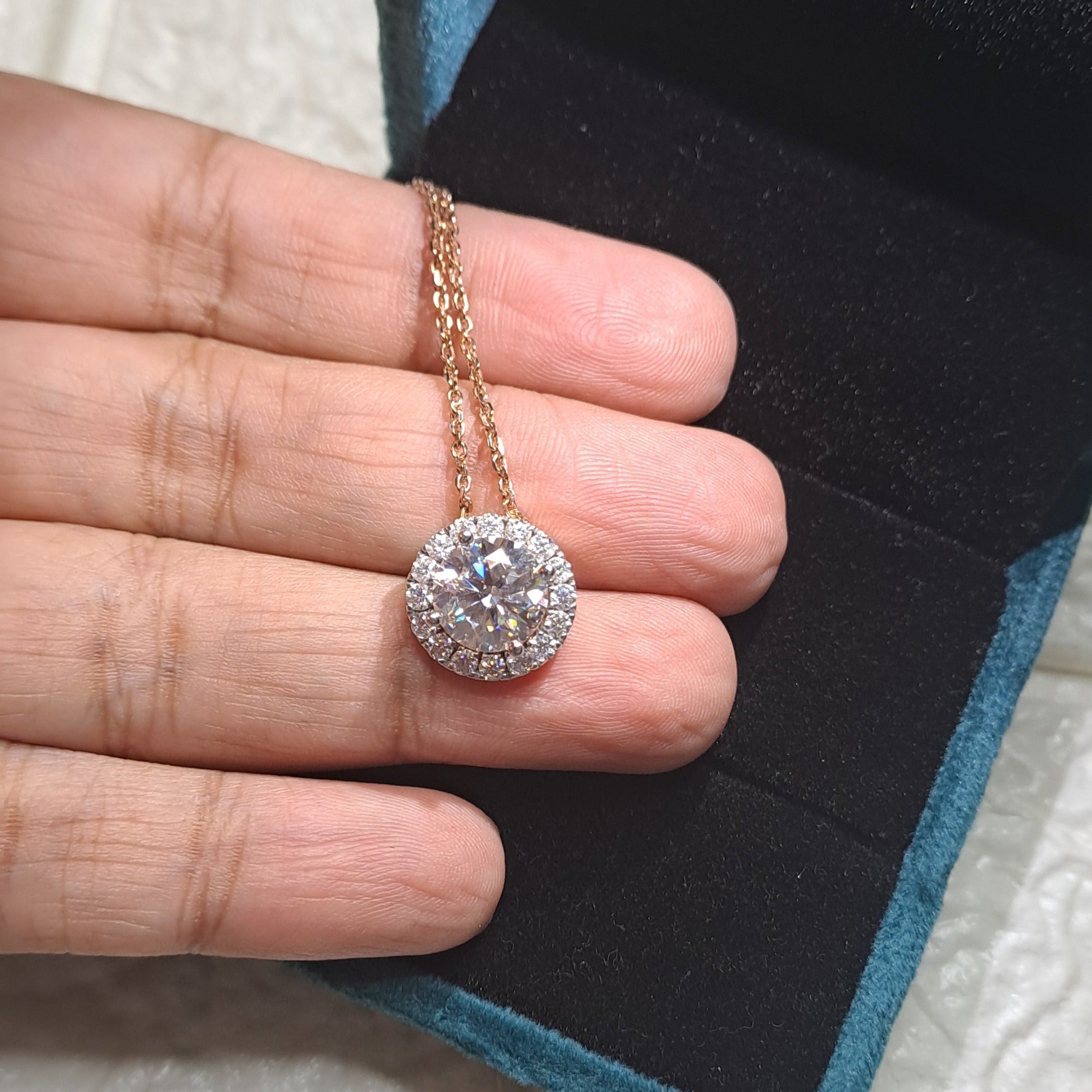 Diamond Halo Pendant - Roberts Fine Jewelers