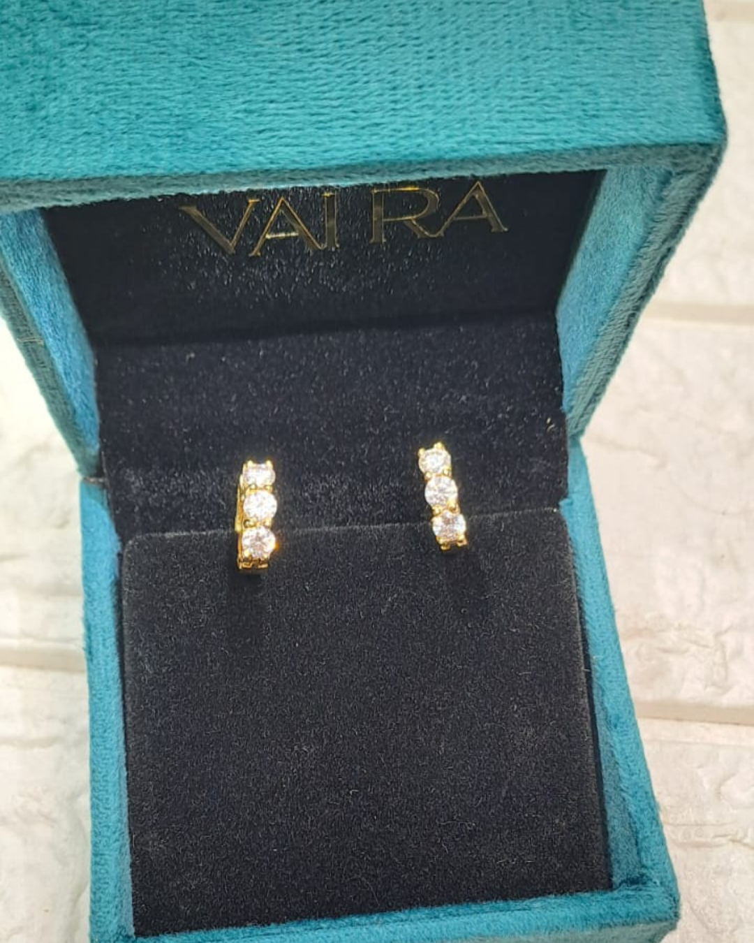 Miso Huggies 0.4 CT in Moissanite and Lab Diamond by Vai Ra
