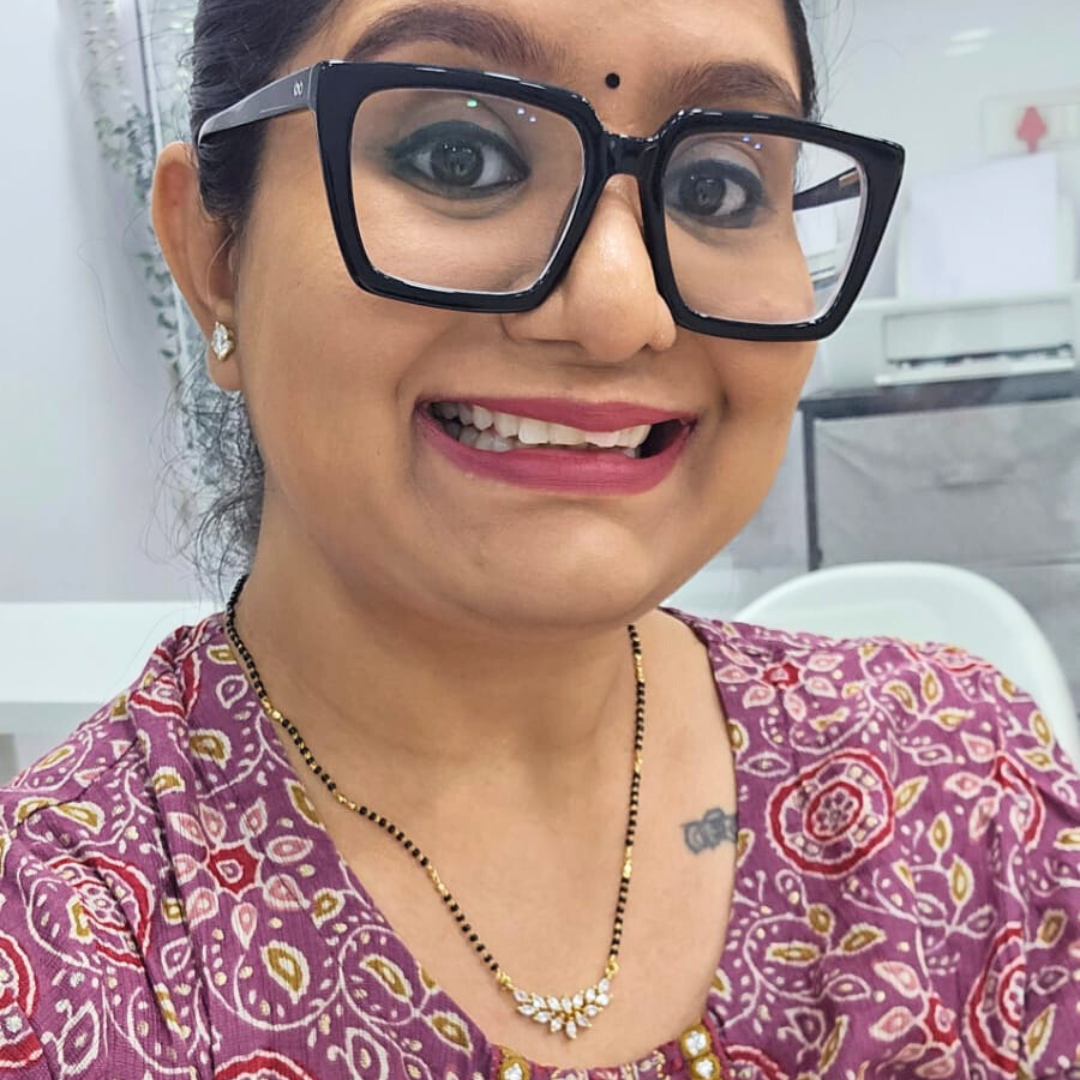 Parna Mangalustra in Moissanite and Diamond by Vai Ra