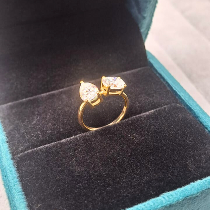 Elowen Toi Et Moi by Vai Ra in Moissanite and Lab diamond